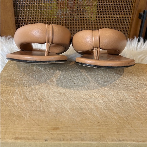 STAUD Rita Puffy Sandals - Picture 6 of 7